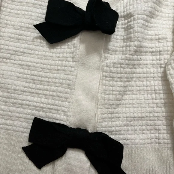 Express Ivory Knit Pullover - Picture 3 of 3